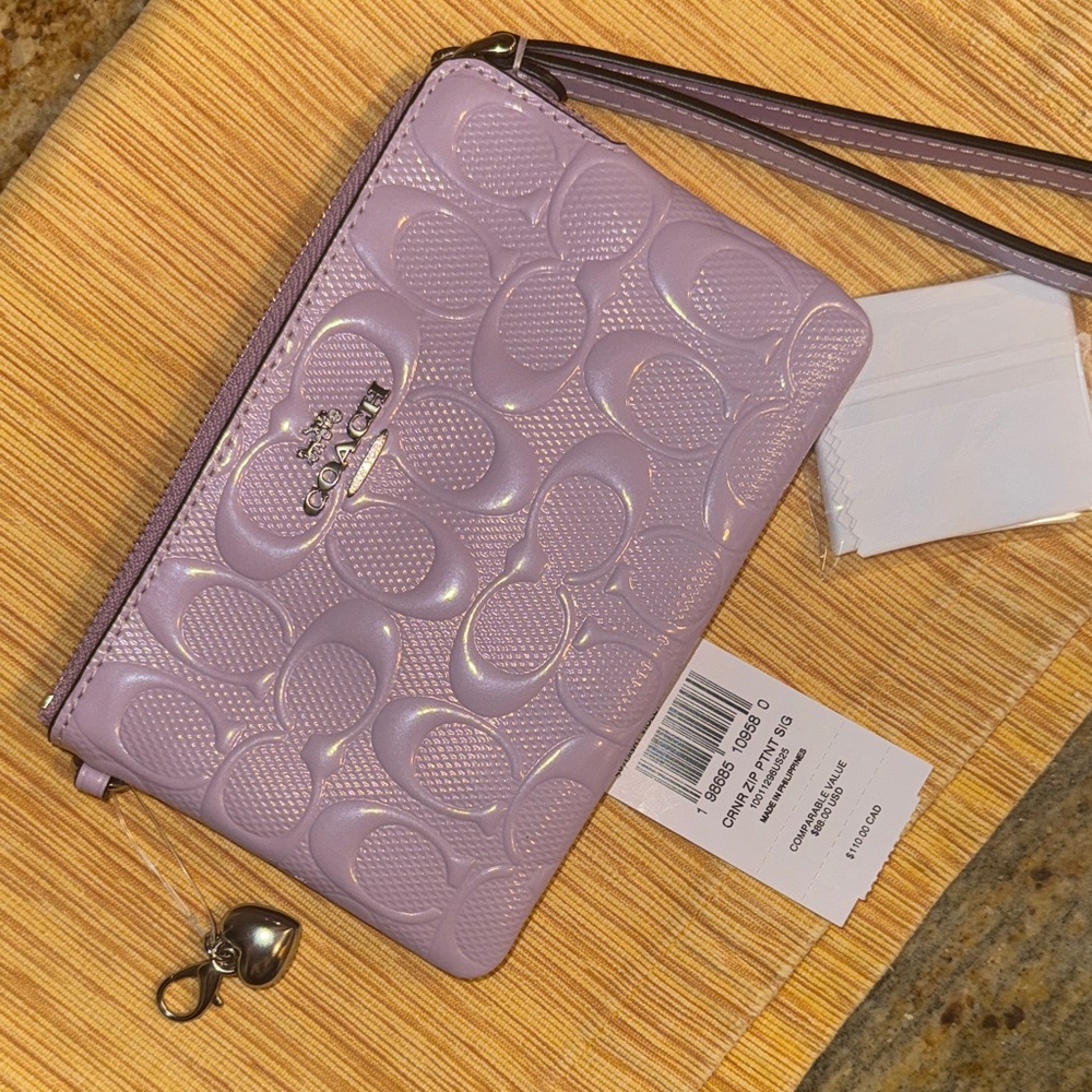 Coach Light Purple Embossed Wristlet NWT - Picture 11 of 11